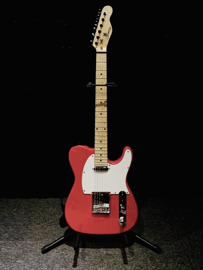 Levero Guitar